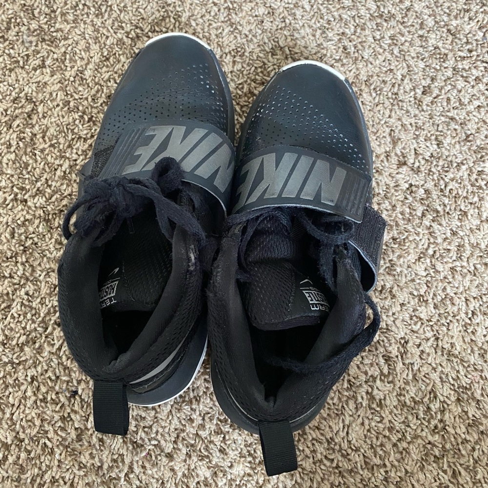 Nike Black Slip-On Sneakers with Elastic Bands